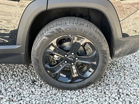 New 2026 Chevrolet Equinox LT image 7