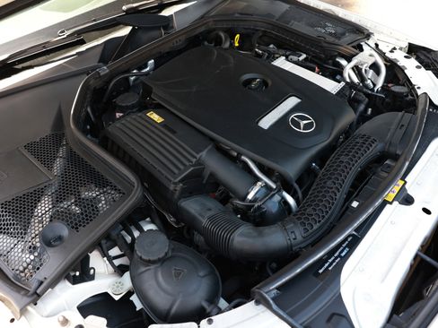 Used 2016 Mercedes-Benz C 300 4MATIC Sedan image 51
