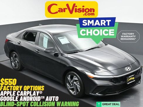 Used 2025 Hyundai Elantra Sport image 1