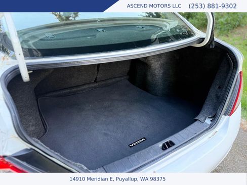 Used 2013 Nissan Versa FWD image 16