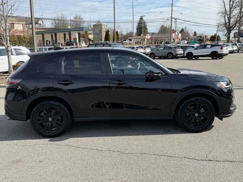 Certified 2026 Honda HR-V Sport image 4