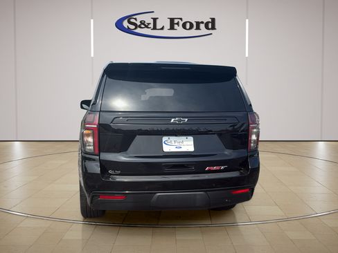 Used 2024 Chevrolet Suburban RST w/ Luxury Package AWD/4WD image 6