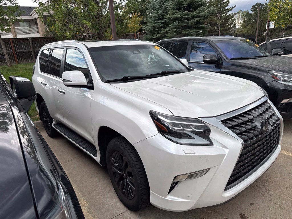 Used 2023 Lexus GX 460 Premium w/ Premium Package AWD/4WD image 2