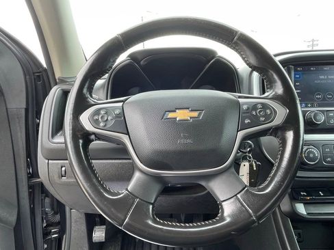 Used 2022 Chevrolet Colorado LT w/ Fleet Safety Package RWD image 13
