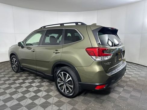 Used 2022 Subaru Forester Limited image 5