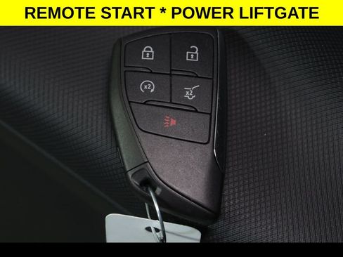Used 2025 Chevrolet Equinox EV LT w/ Convenience Package AWD/4WD image 14
