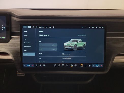 Used 2023 Rivian R1T Adventure AWD/4WD image 27