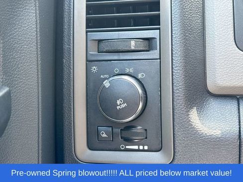 Used 2012 RAM 1500 Express RWD image 29