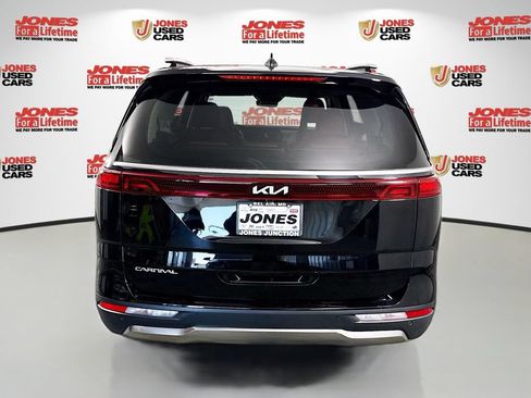 Used 2024 Kia Carnival SX FWD image 15