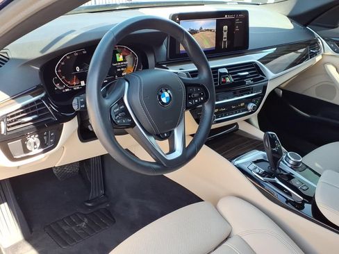 Used 2022 BMW 530i xDrive w/ Convenience Package AWD/4WD image 24