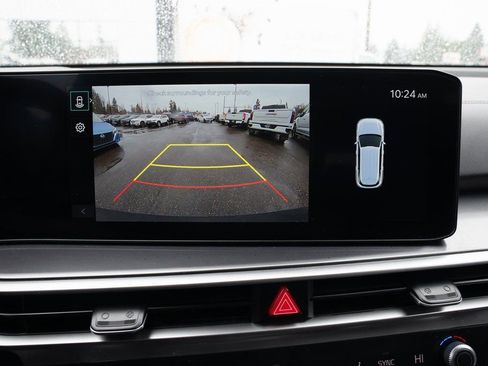 Used 2024 Kia Sorento S FWD image 13