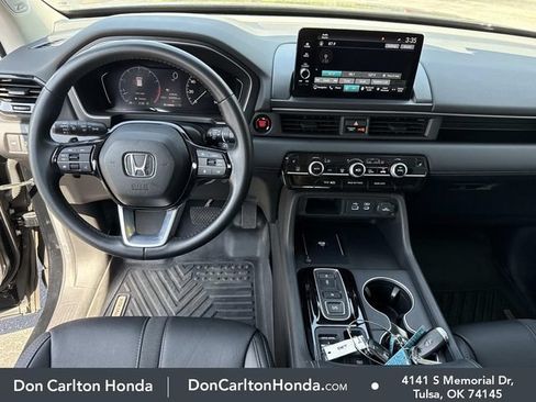Used 2025 Honda Pilot Touring image 20