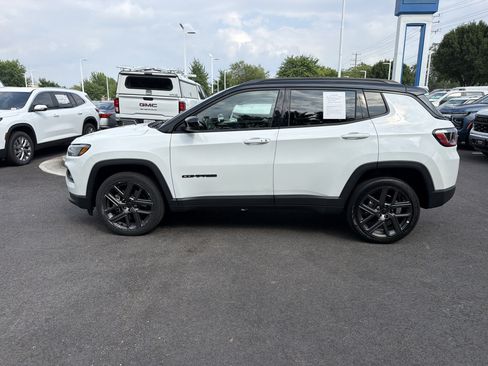 Used 2026 Jeep Compass Limited AWD/4WD image 7