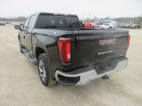 New 2026 GMC Sierra 1500 SLT w/ SLT Premium Plus Package image 9