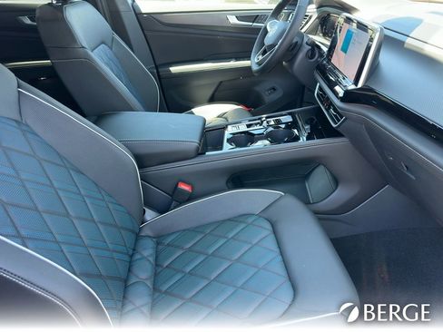 New 2026 Volkswagen Atlas Cross Sport SEL Premium R-Line AWD/4WD image 33
