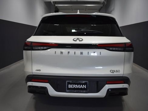 Used 2025 INFINITI QX60 Luxe image 9