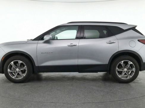 Used 2025 Chevrolet Blazer LT FWD image 5