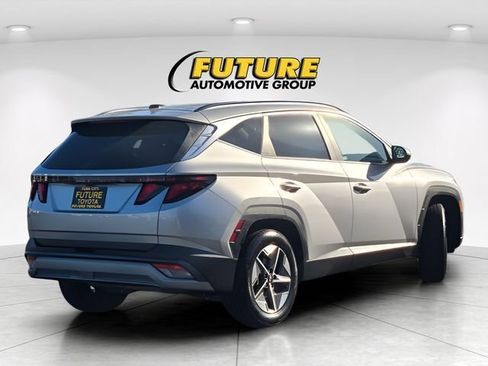 Used 2025 Hyundai Tucson SEL FWD image 5