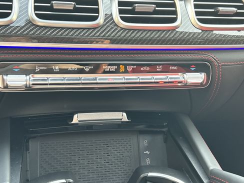 Certified 2025 Mercedes-Benz GLE 53 AMG 4MATIC Coupe image 35