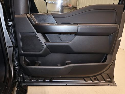 Certified 2021 Ford F150 XLT w/ Equipment Group 302A High image 17