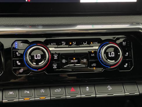 New 2026 GMC Sierra 1500 Denali AWD/4WD image 31