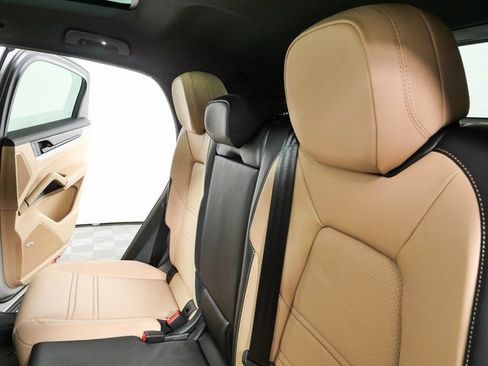 New 2026 Porsche Cayenne Coupe AWD/4WD image 23