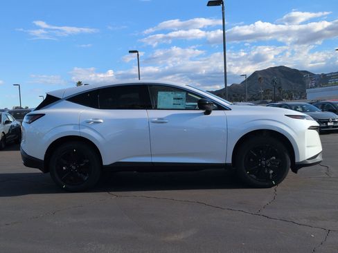 New 2026 Nissan Murano SV image 5