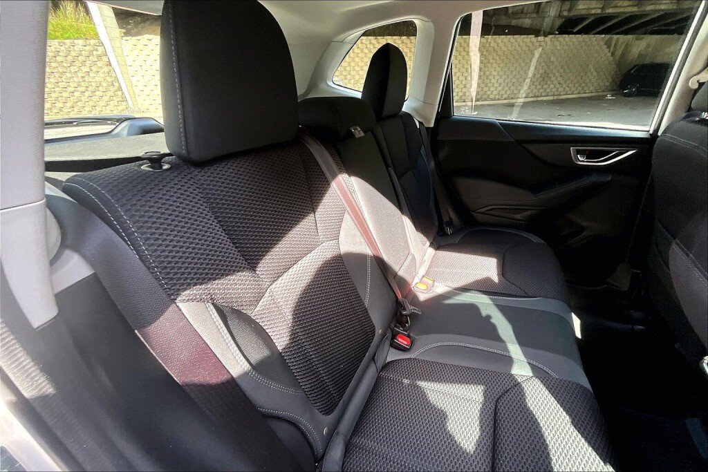 Certified 2024 Subaru Forester Premium AWD/4WD image 16