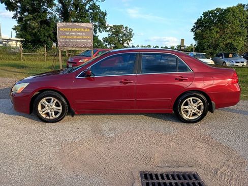 Used 2006 Honda Accord SE image 2