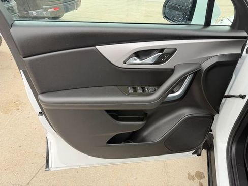 Used 2023 Chevrolet Blazer LT AWD/4WD image 14