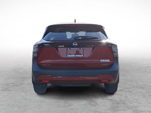 Certified 2025 Nissan Kicks SV image 5