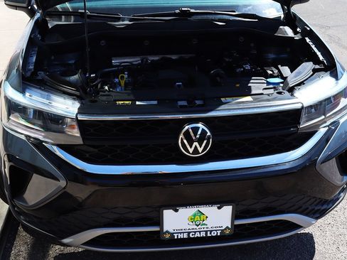 Used 2022 Volkswagen Taos SE FWD image 58