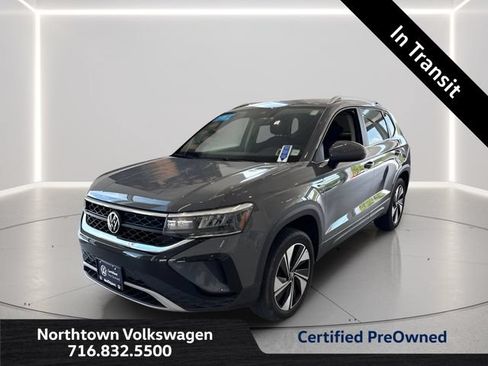 Used 2023 Volkswagen Taos SE AWD/4WD image 4