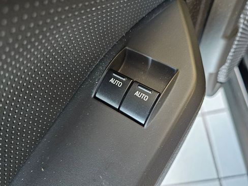 Used 2009 Ford Mustang Shelby GT500 image 16