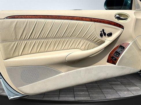 Used 2008 Mercedes-Benz CLK 350 Cabriolet image 23