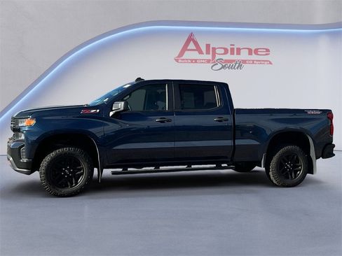 Used 2022 Chevrolet Silverado 1500 Custom Trail Boss image 2