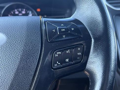 Used 2017 Ford Explorer XLT w/ Equipment Group 202A image 26