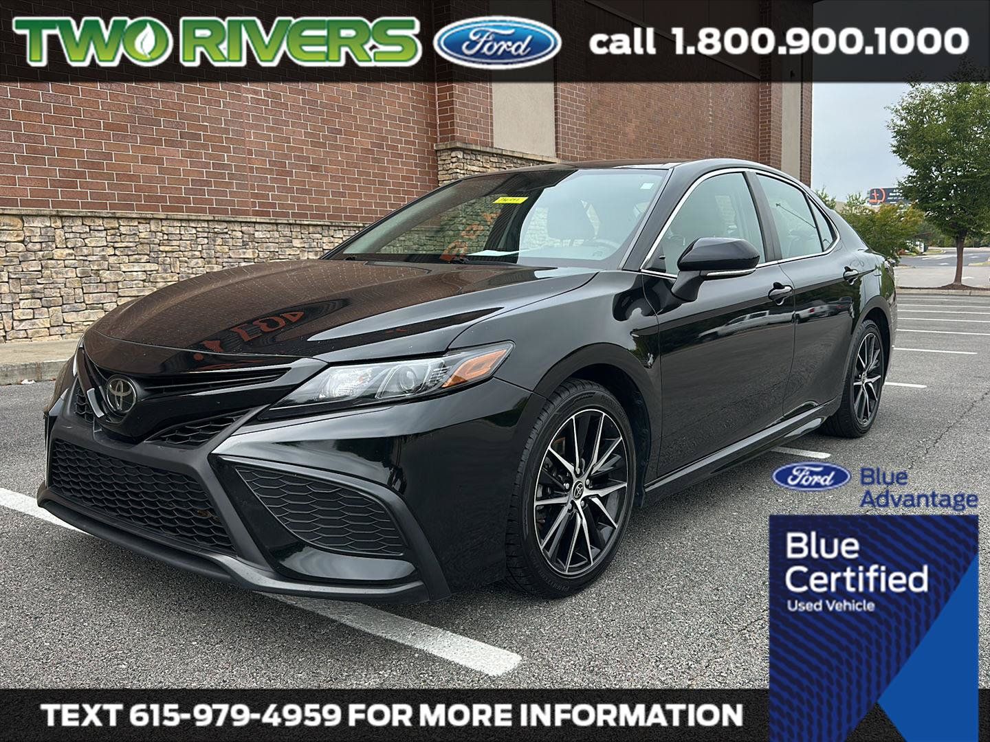 Used 2022 Toyota Camry SE FWD image 1