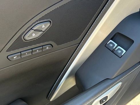 Used 2018 Chevrolet Corvette Z06 RWD image 17