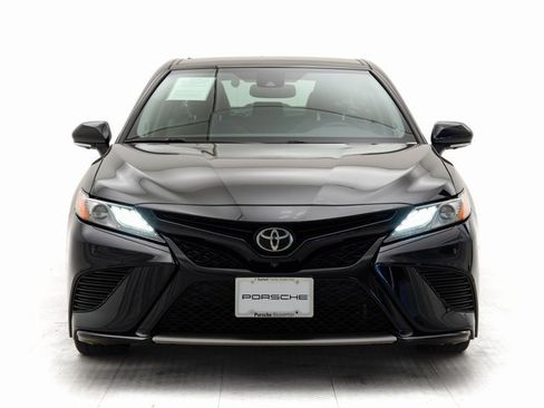 Used 2019 Toyota Camry XSE image 27
