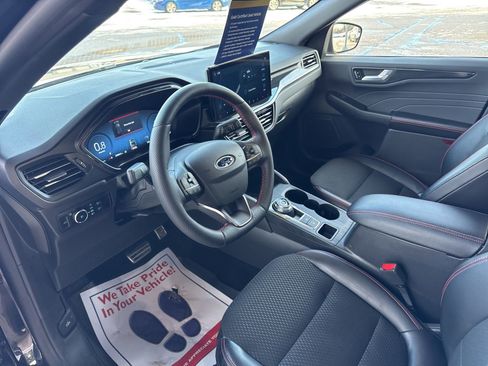 Certified 2024 Ford Escape ST-Line Select w/ Tech Pack #2 image 22
