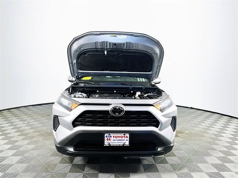 Certified 2022 Toyota RAV4 LE image 12