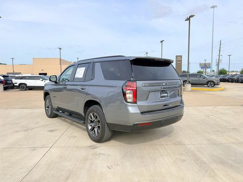 Used 2022 Chevrolet Tahoe Z71 w/ Luxury Package AWD/4WD image 7
