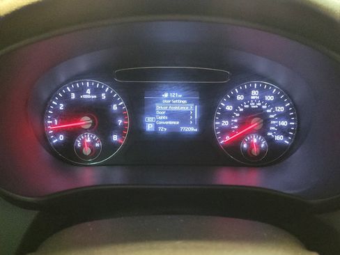 Used 2019 Kia Sorento FWD image 23
