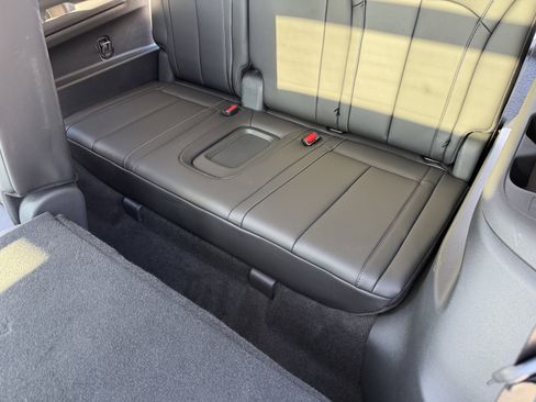 Used 2025 INFINITI QX60 Luxe image 38