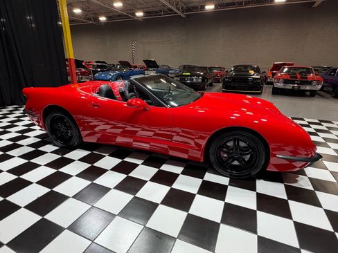 Used 1999 Chevrolet Corvette Convertible w/ Memory Pkg RWD image 23