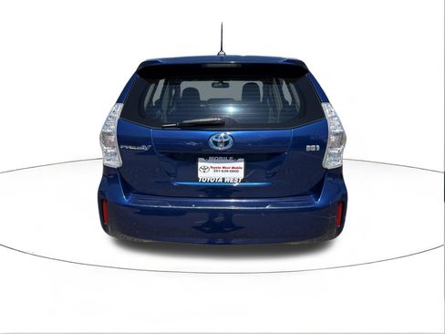 Used 2013 Toyota Prius V Five image 4