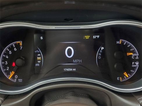 Used 2018 Jeep Grand Cherokee Overland image 19