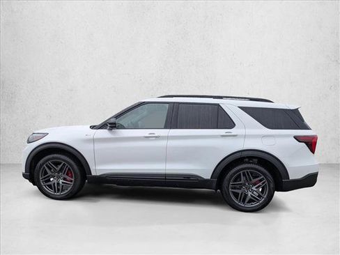 New 2026 Ford Explorer ST-Line w/ ST-Line Street Pack AWD/4WD image 5