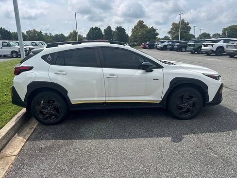 Used 2024 Subaru Crosstrek 2.5i Sport AWD/4WD image 11